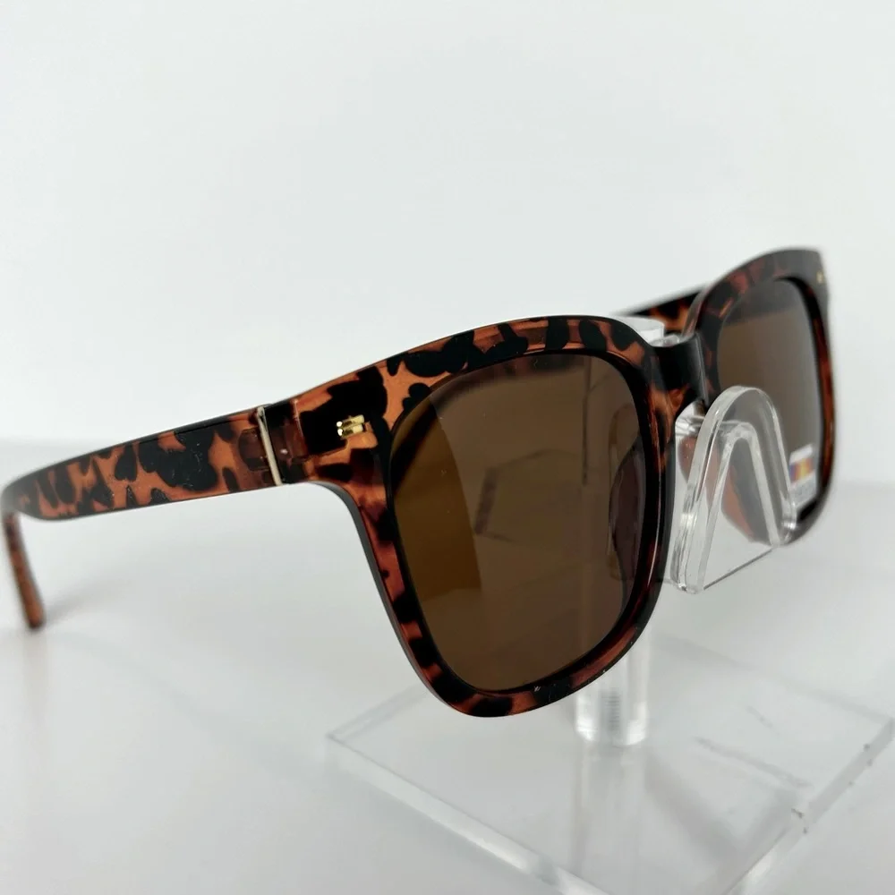 Sunglasses Women's Leopard/Brown Oversized Polarized Square Shades NEW